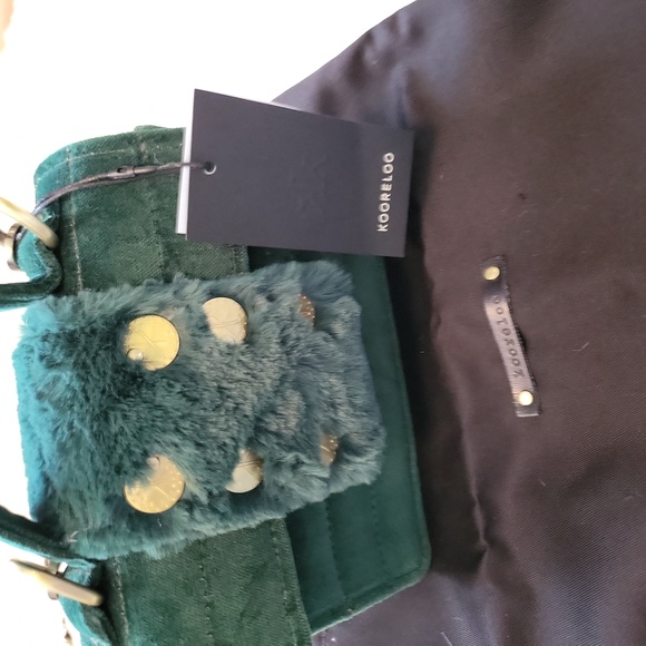 KOORELOO Velvet Petite Coin Crossbody Bag NWT - Picture 5 of 6